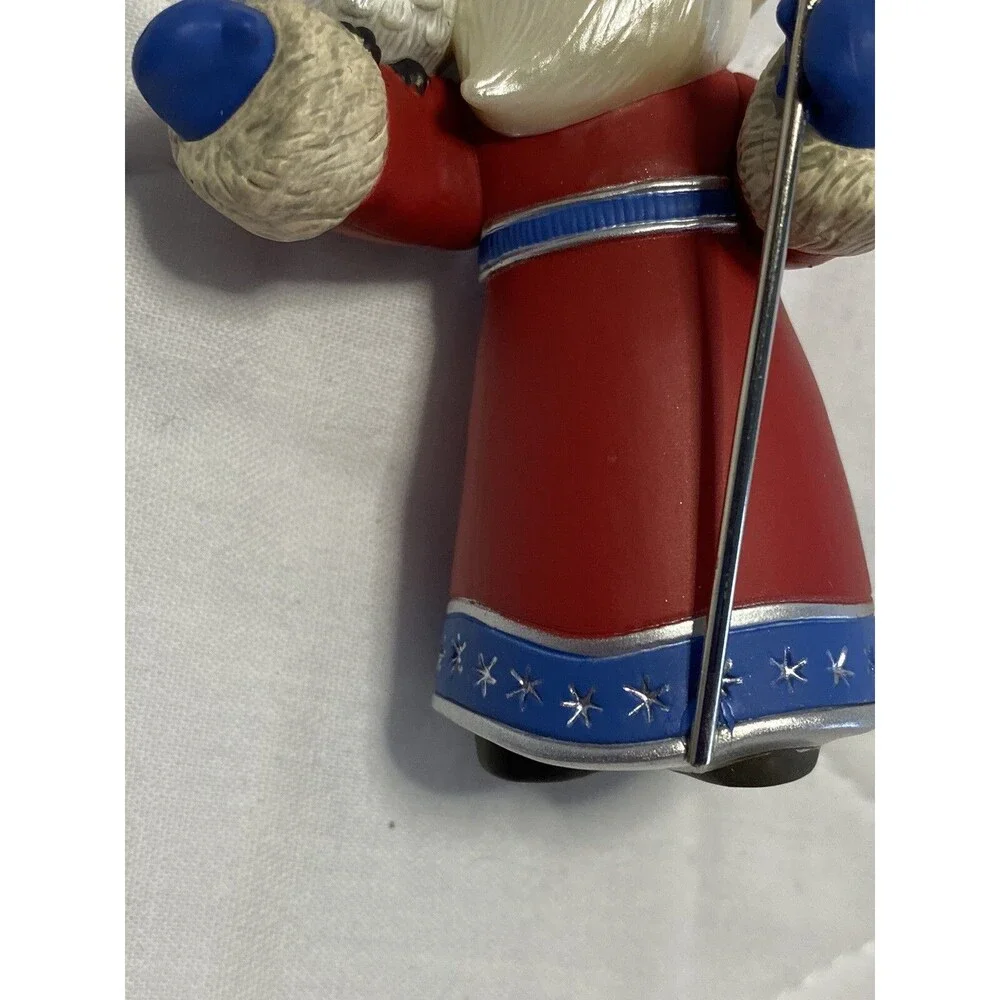 2011 Hallmark Keepsake Ornament 3rd in A Visit From Santa Series Owl